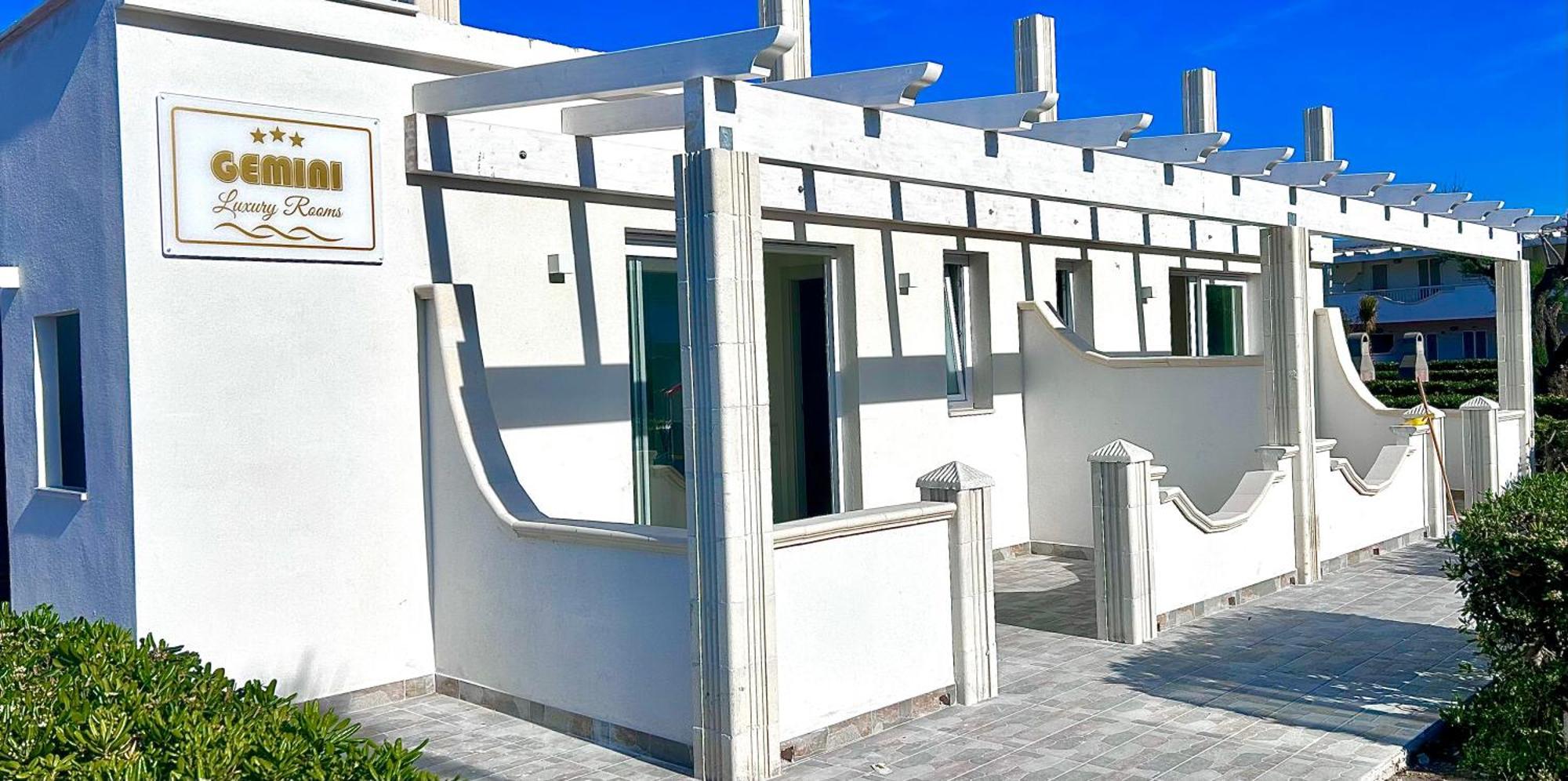 Gemini Luxury Rooms Peschici Exterior photo